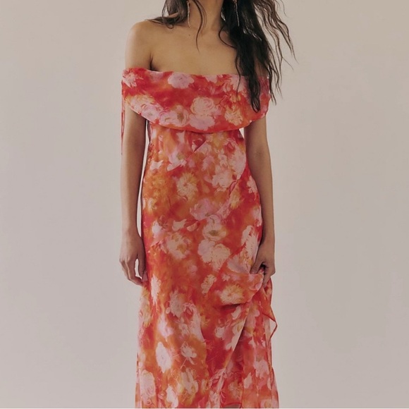 Free People - Bali Curtain Call
Maxi Dress - Floral Off-Shoulder Dress - size L - Picture 1 of 6